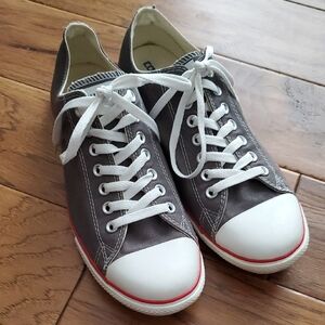 Converse All Star Slim Low Unisex Size Men's 10.5/Women's 12.5